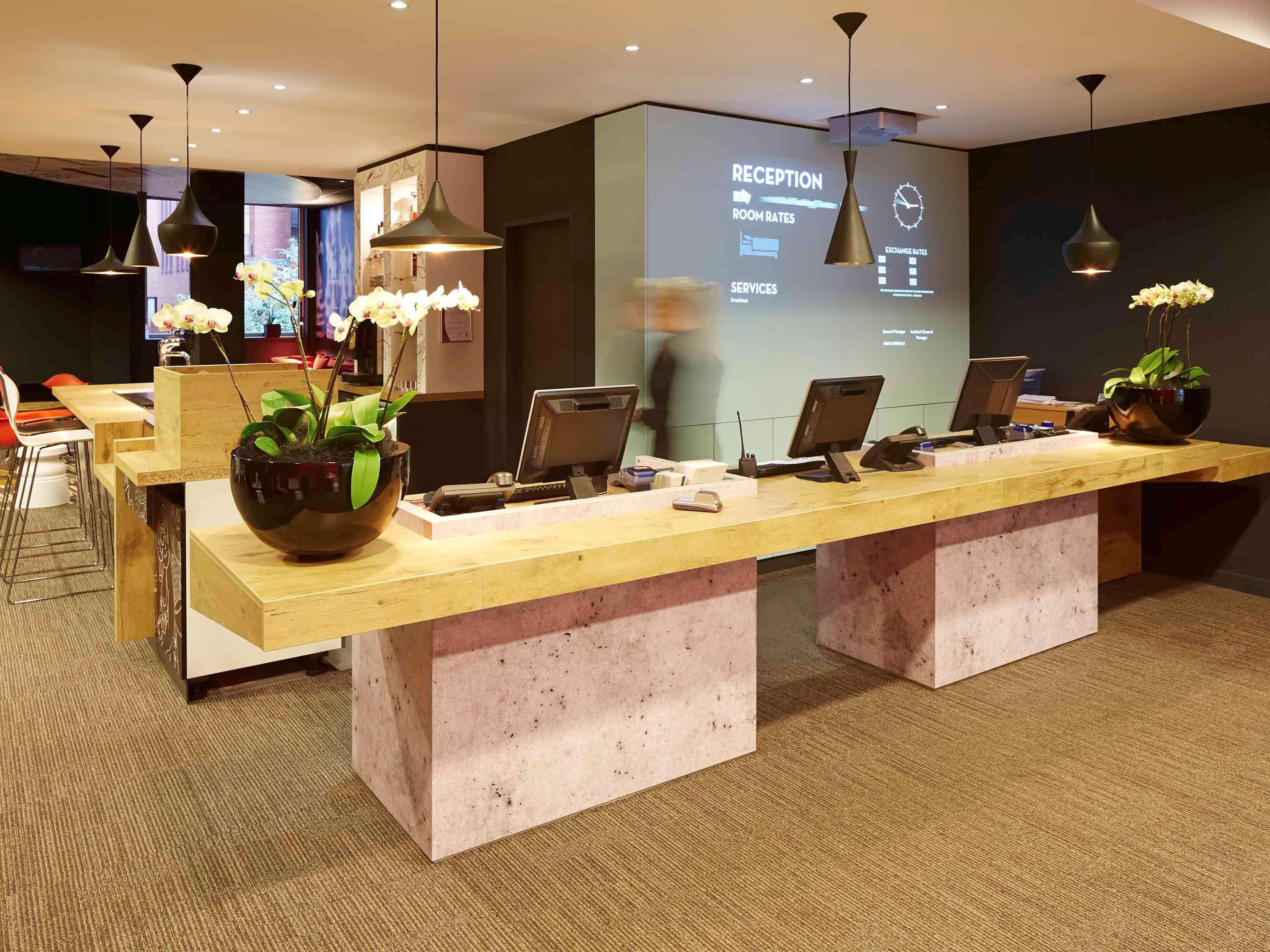 Ibis Reading Centre Hotel Ngoại thất bức ảnh